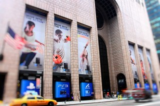 Sony Madison Ave - Playstation Move Banners